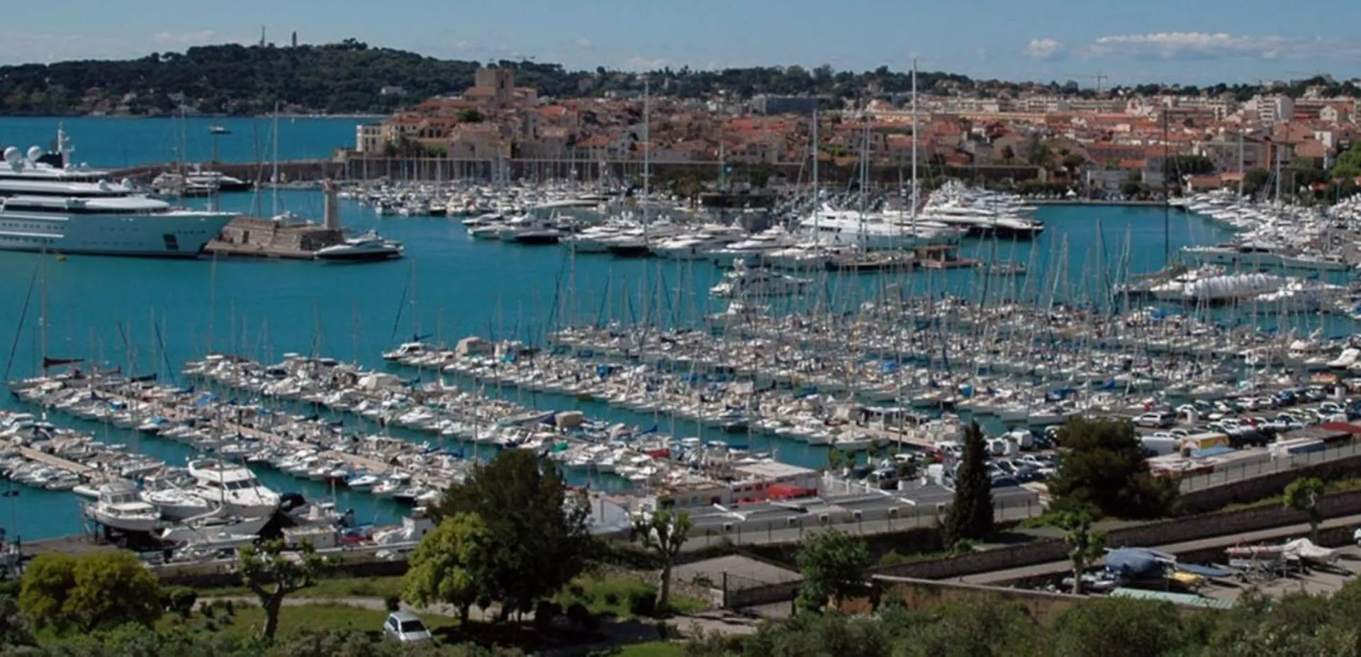 Crew Lighthouse Hostel Antibes