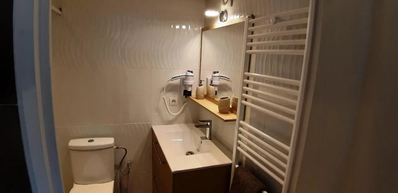 Crew Lighthouse Hostel Antibes France